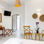 Helios Appartement Pláka