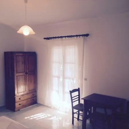 Helios דירה Pláka