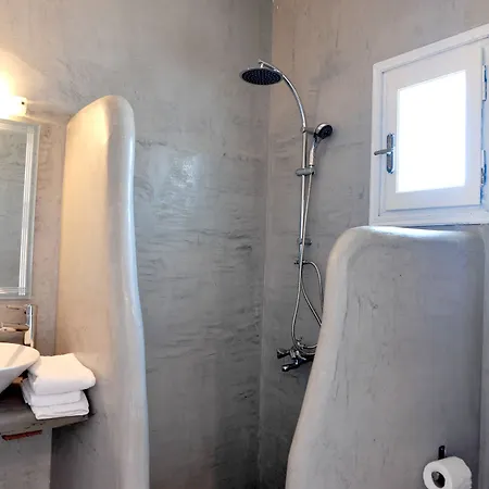 Apartament Helios Maragkas