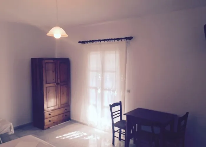 Helios Apartment Plaka (Naxos)